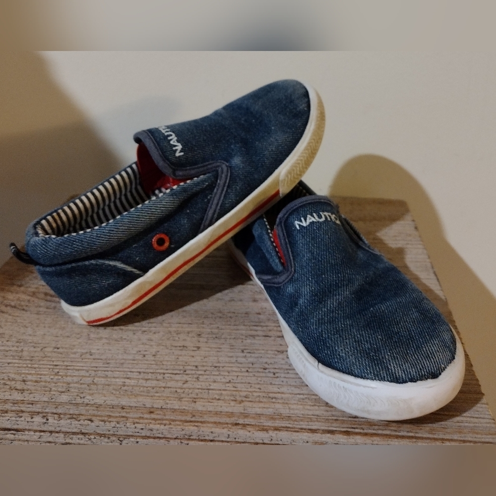 Nautica Denim Canvas Boys Shoes Size 12 - Picture 2 of 5